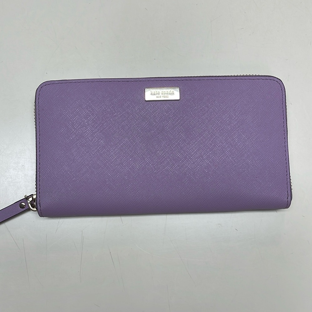 Kate Space Wallet